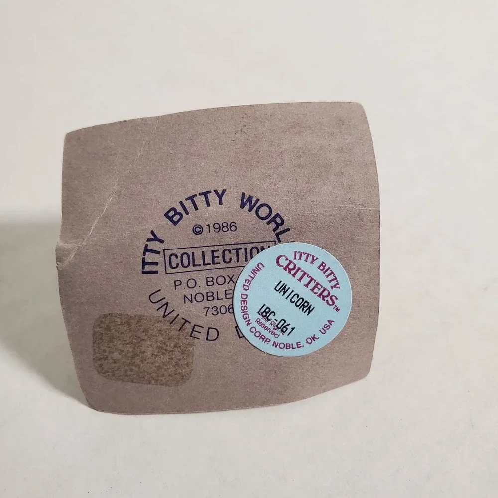 Vintage 1987 United Design Itty Bitty World Critters Unicorn Figurine w/ Box